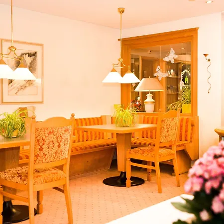 Caprice - Отель Гриндельвальд