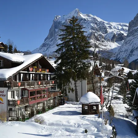 Отель Caprice - 3*