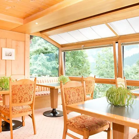 Caprice - 3* Grindelwald
