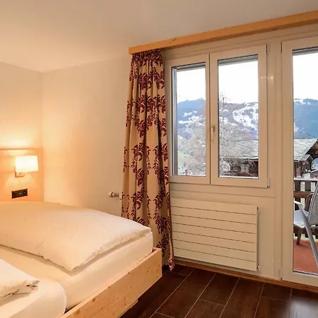 Caprice - Γκρίντελβαλντ