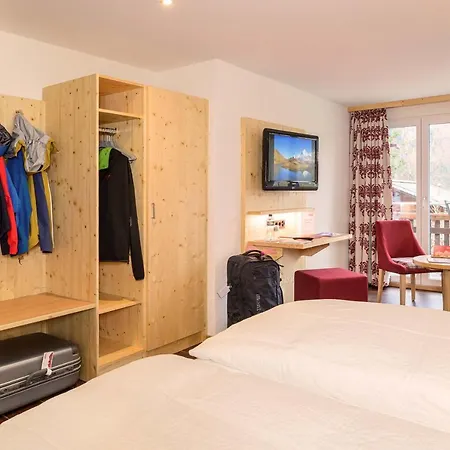 Caprice - Ξενοδοχείο Γκρίντελβαλντ